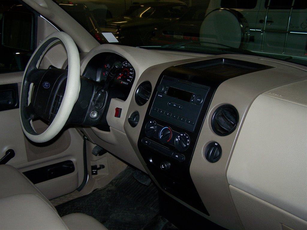 2008 Ford F-150 STX photo