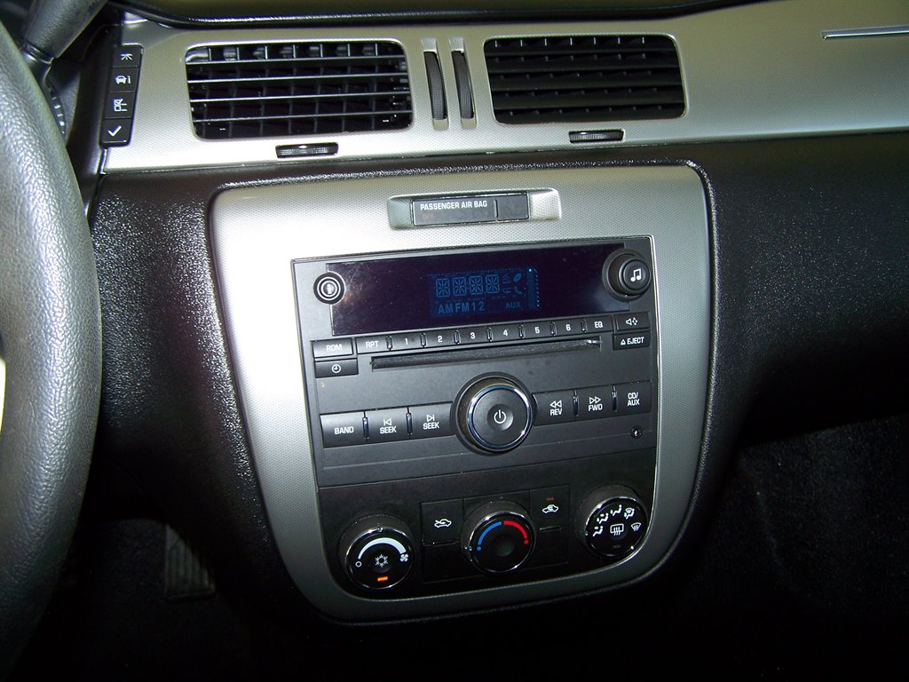 2014 Chevrolet Impala - $10,990