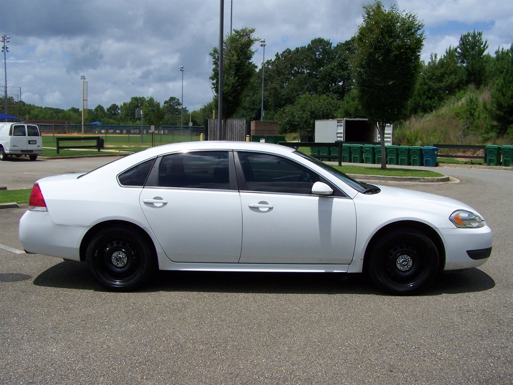 2014 Chevrolet Impala - $10,990