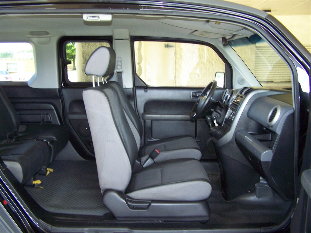 2003 Honda Element - $8,890