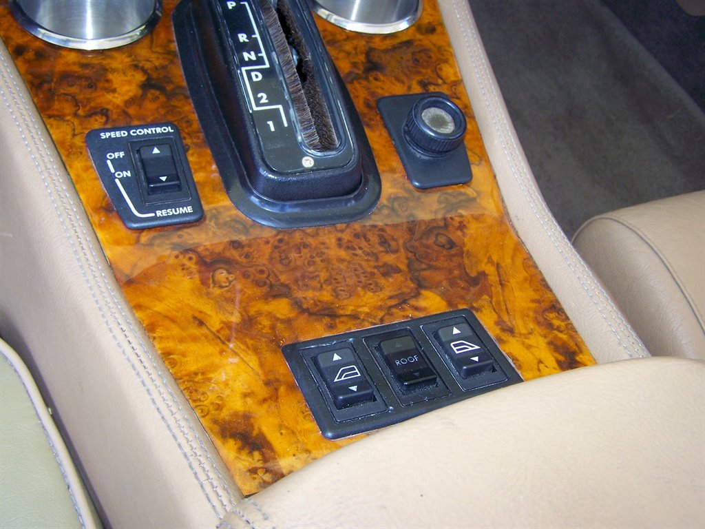 1989 Jaguar XJ-Series XJS photo
