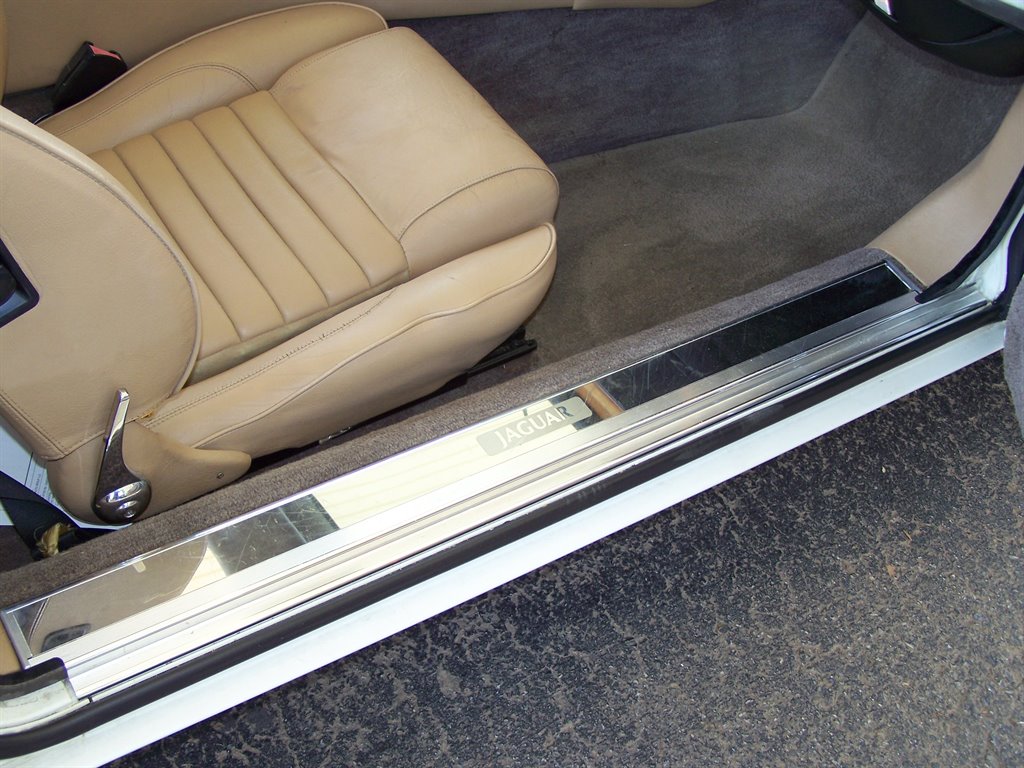 1989 Jaguar XJ-Series XJS photo