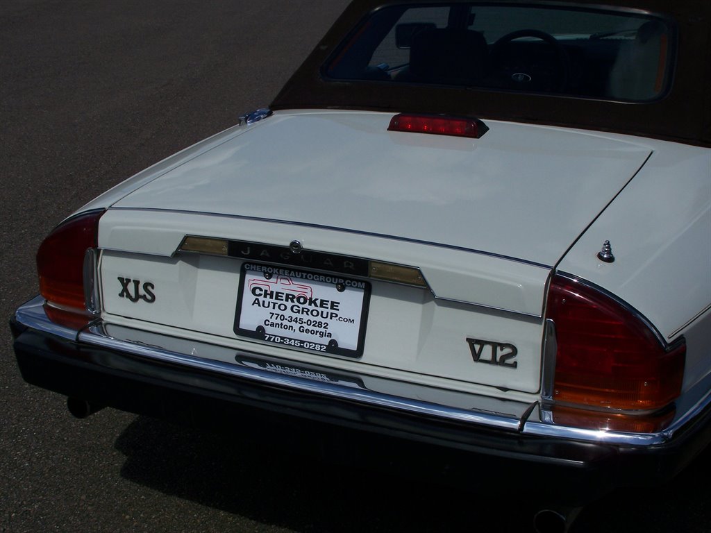 1989 Jaguar XJ-Series XJS photo