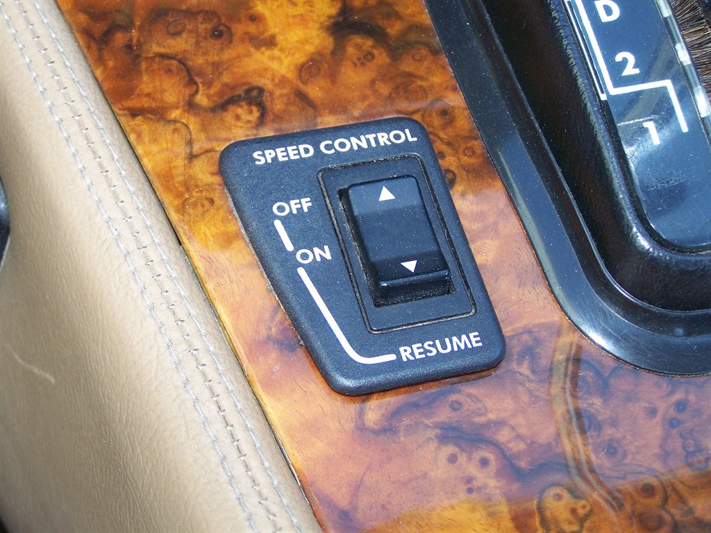 1989 Jaguar XJ-Series XJS photo