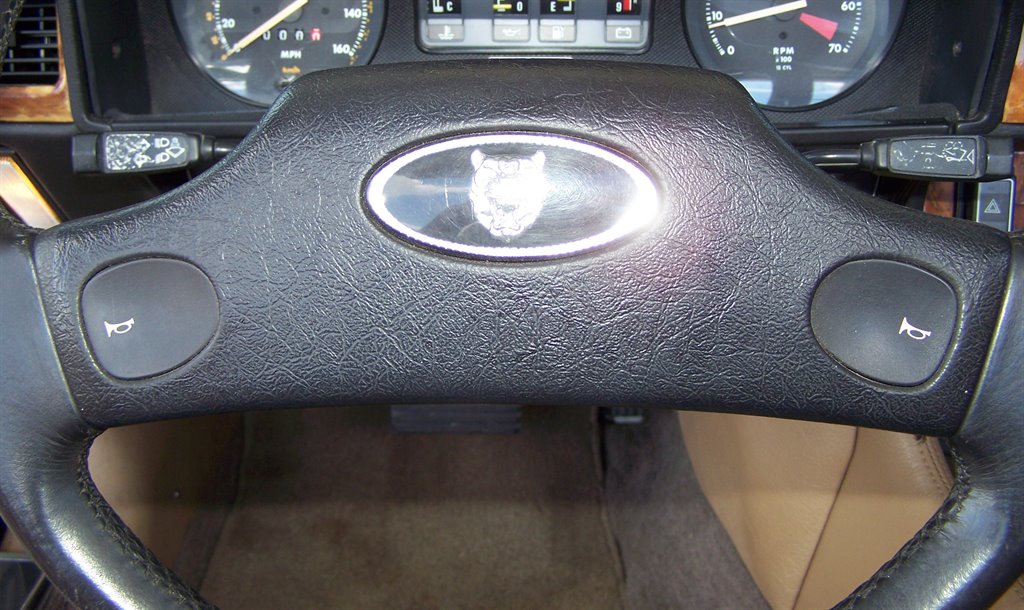 1989 Jaguar XJ-Series XJS photo