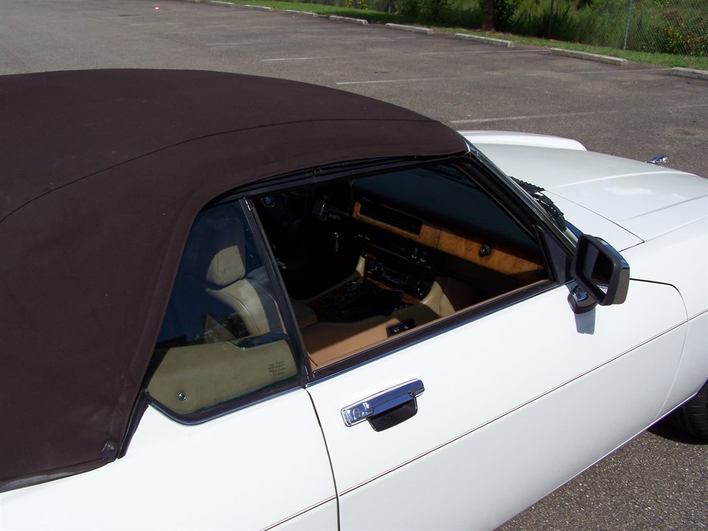 1989 Jaguar XJ-Series XJS photo