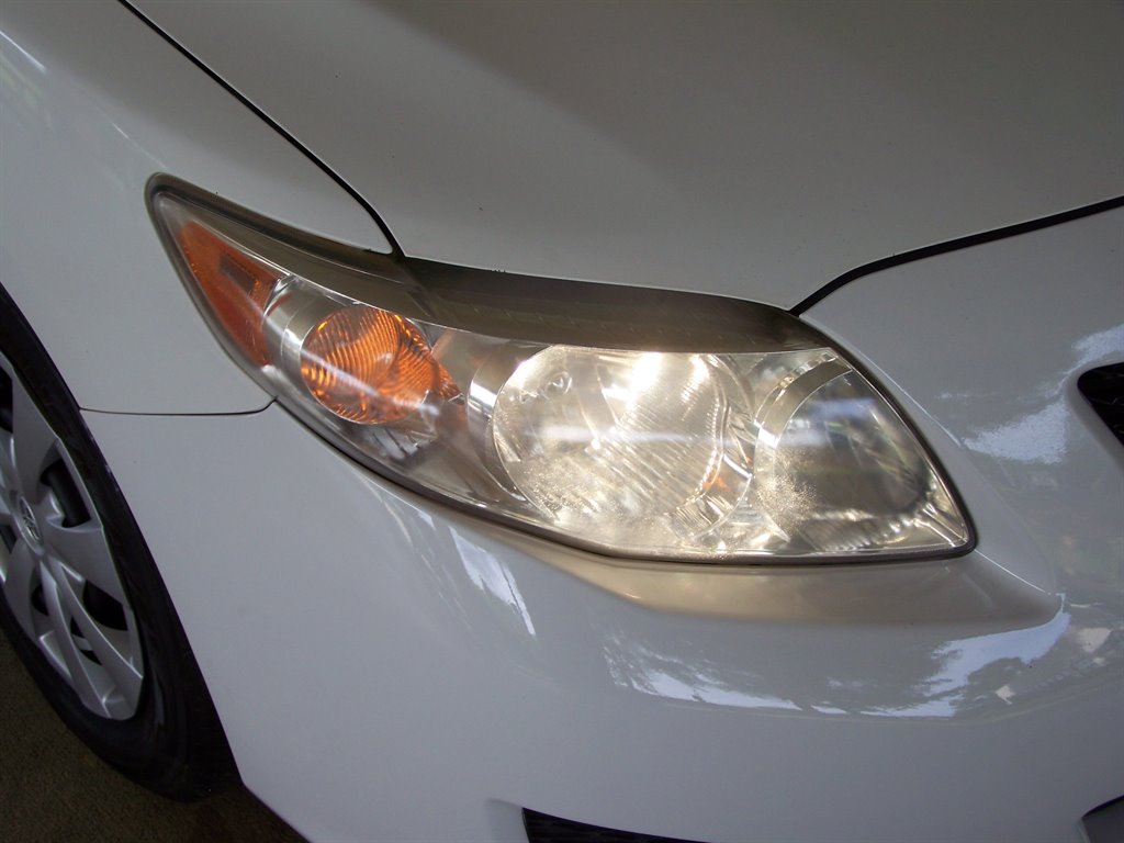 2009 Toyota Corolla LE photo