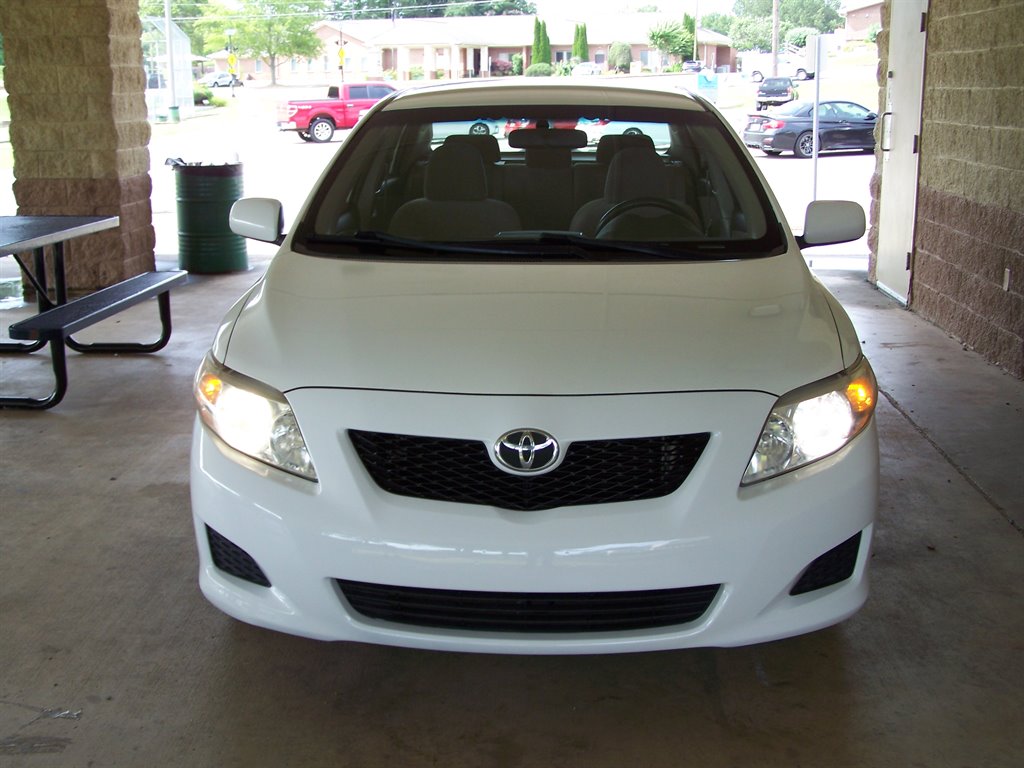 2009 Toyota Corolla - $6,990