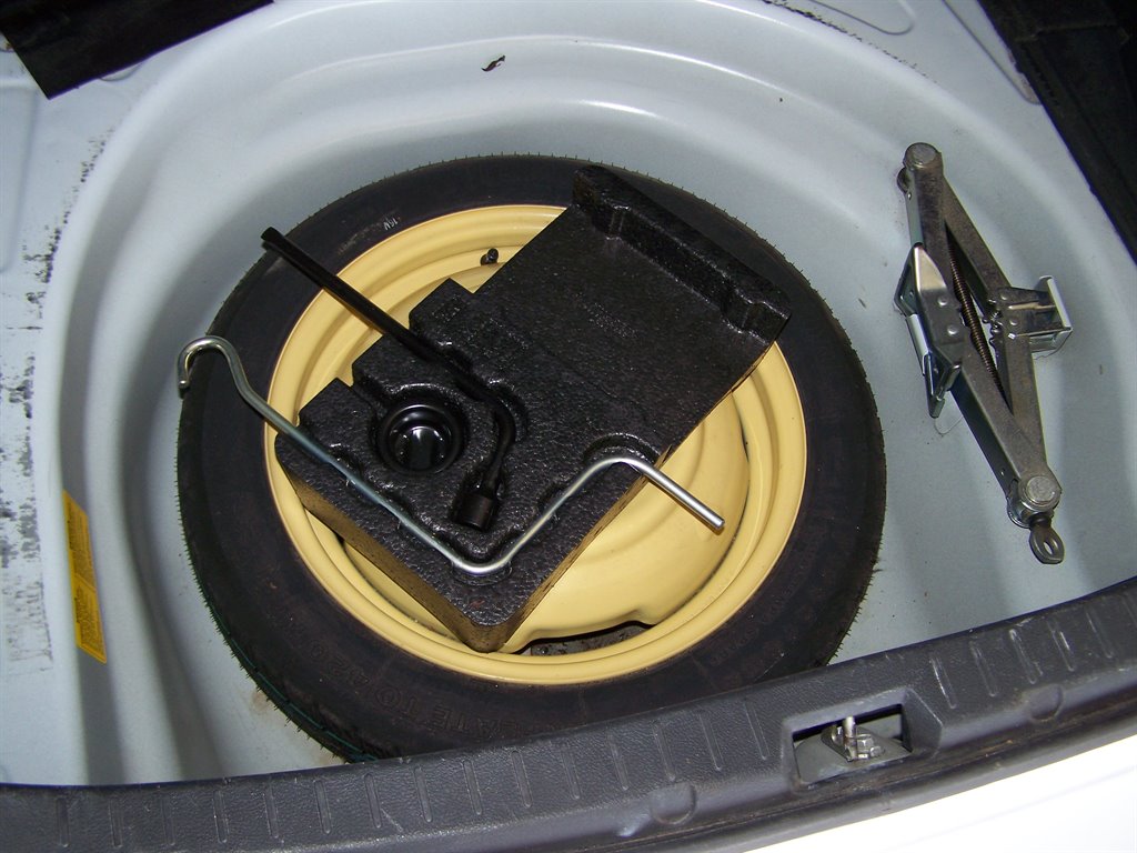 2009 Toyota Corolla LE photo