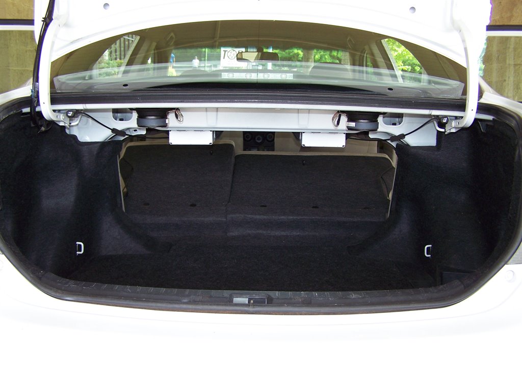 2009 Toyota Corolla LE photo