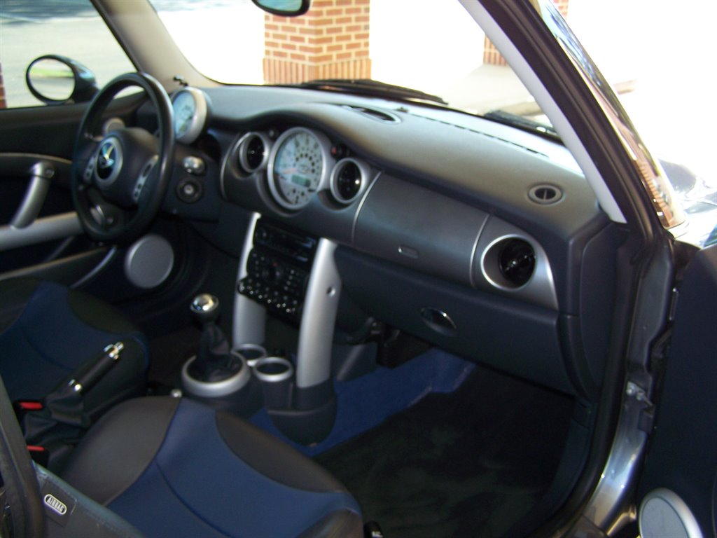 2003 MINI Cooper S photo