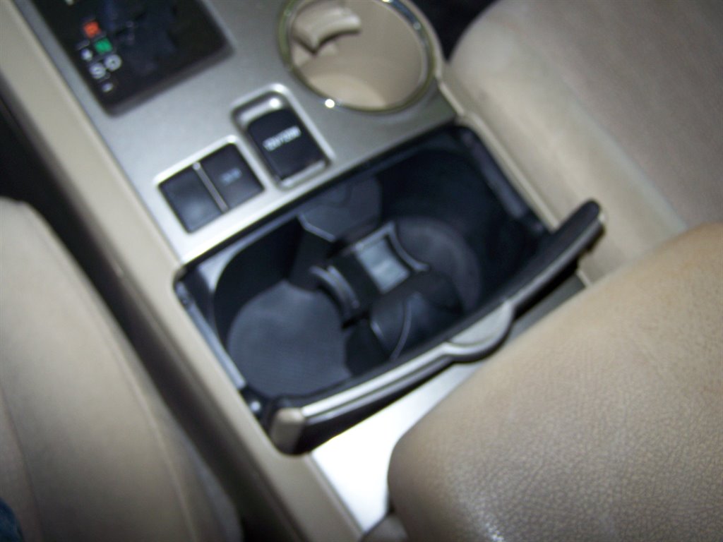 2013 Toyota Highlander - $10,890