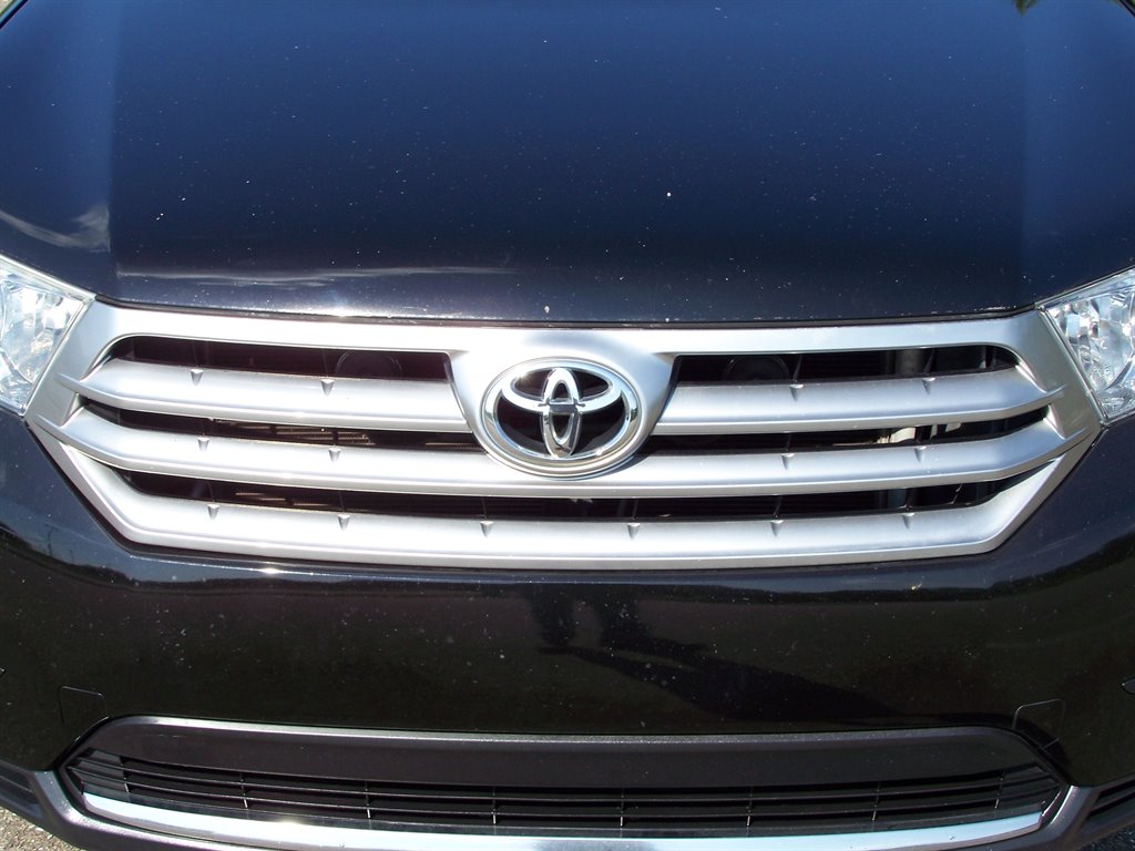 2013 Toyota Highlander photo