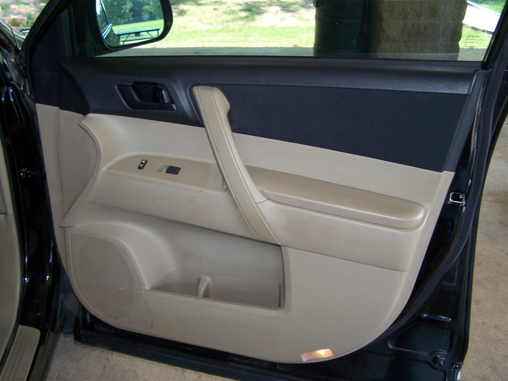 2013 Toyota Highlander photo