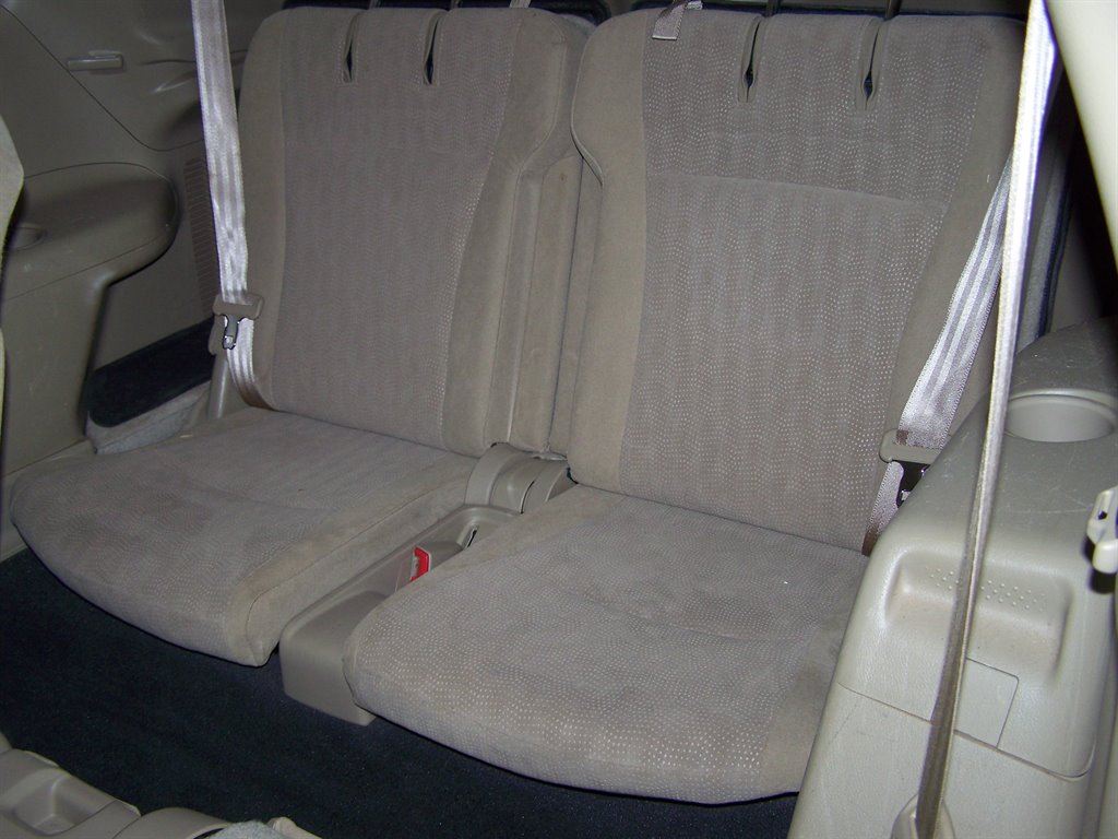 2013 Toyota Highlander - $10,890