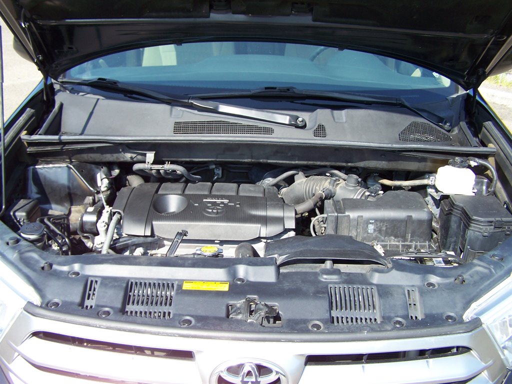 2013 Toyota Highlander - $10,890