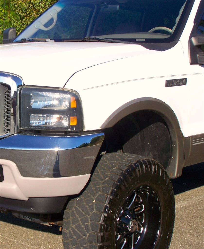 2001 Ford Excursion - $29,890