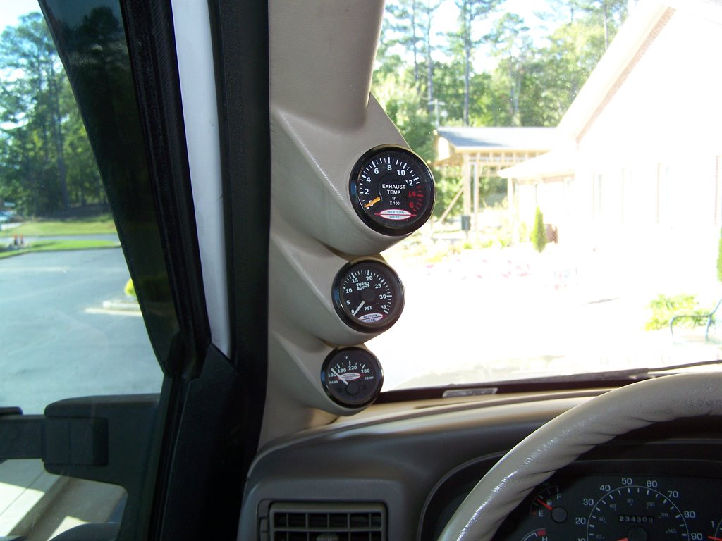 2001 Ford Excursion - $29,890