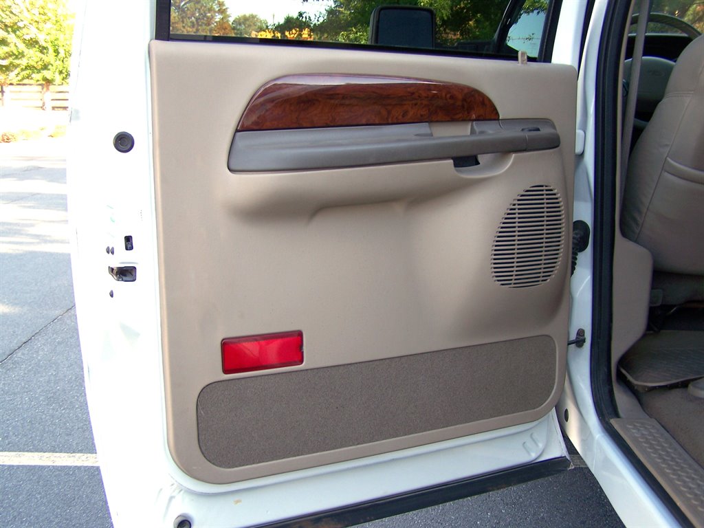 2001 Ford Excursion - $29,890