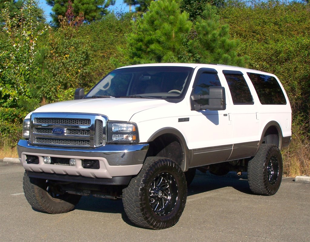 2001 Ford Excursion - $29,890