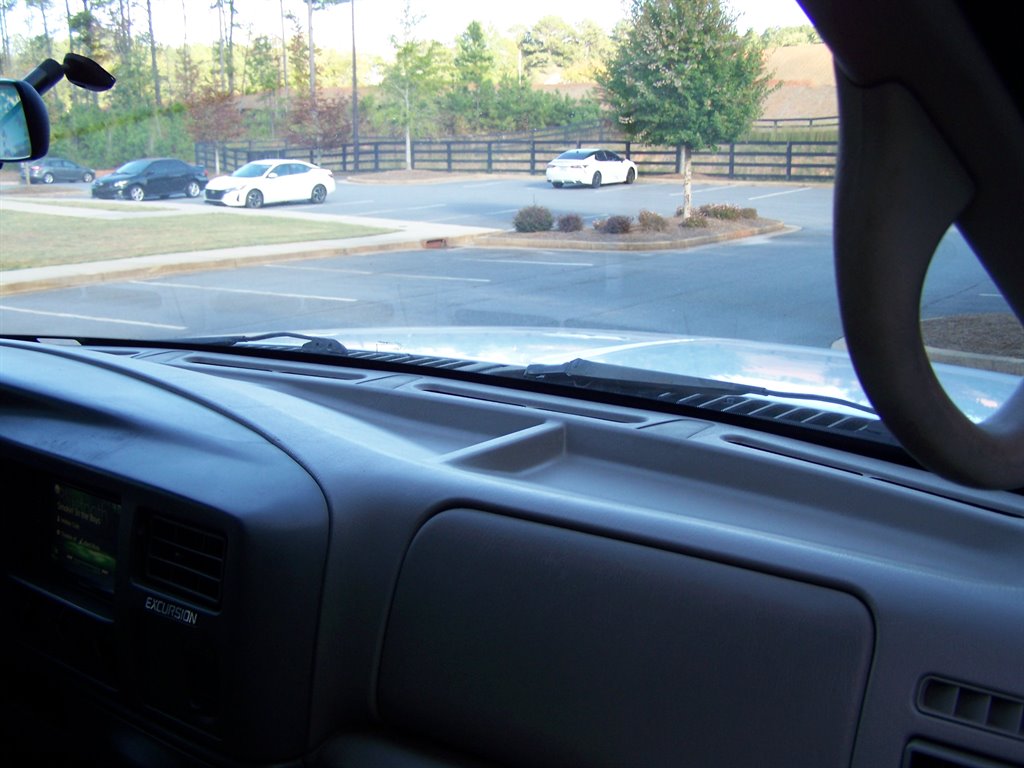 2001 Ford Excursion - $29,890