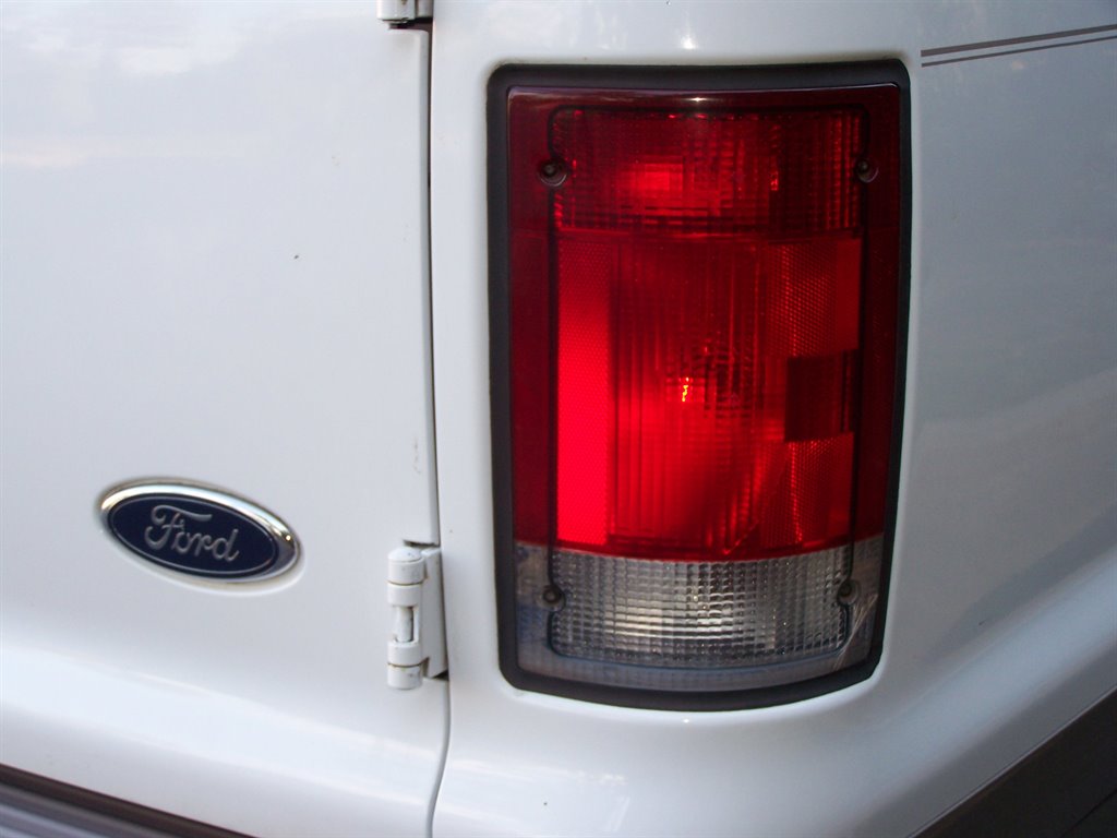 2001 Ford Excursion - $29,890