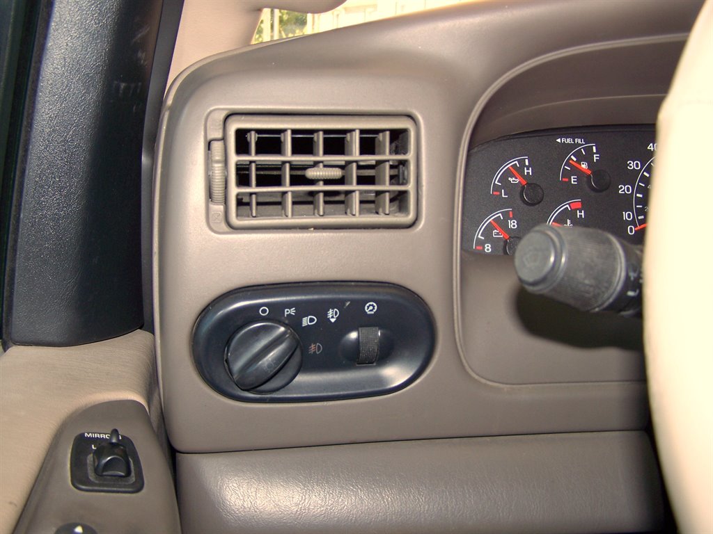 2001 Ford Excursion - $29,890