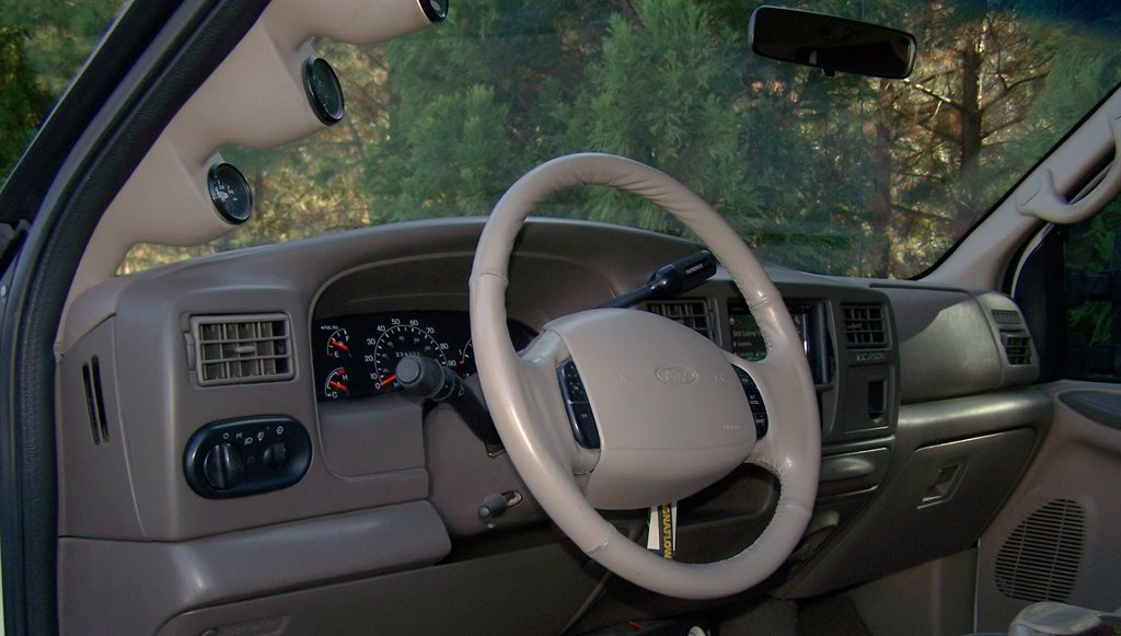 2001 Ford Excursion - $29,890