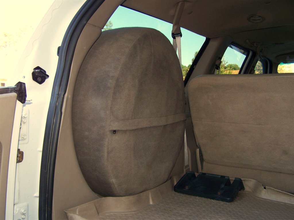 2001 Ford Excursion - $29,890