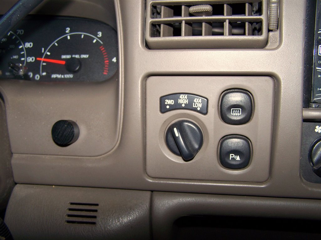 2001 Ford Excursion - $29,890
