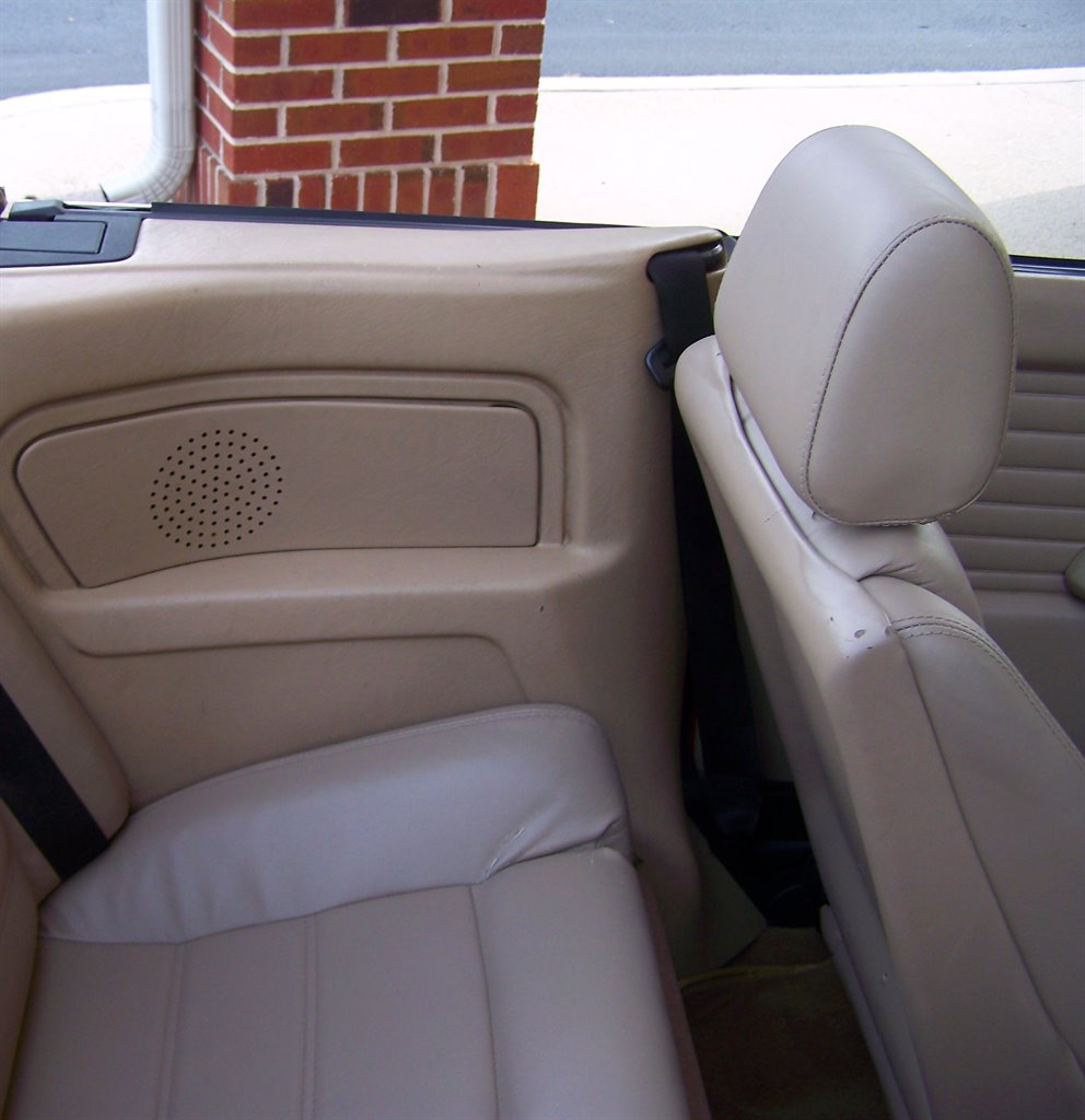 1993 BMW 3-Series 325i photo