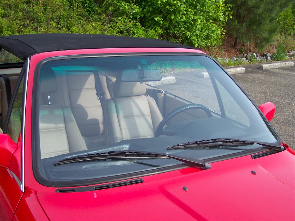 1993 BMW 3-Series 325i photo