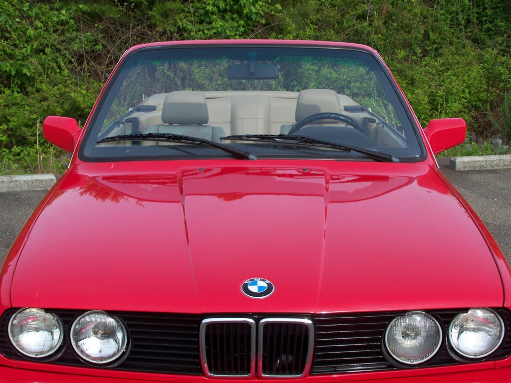 1993 BMW 3-Series 325i photo