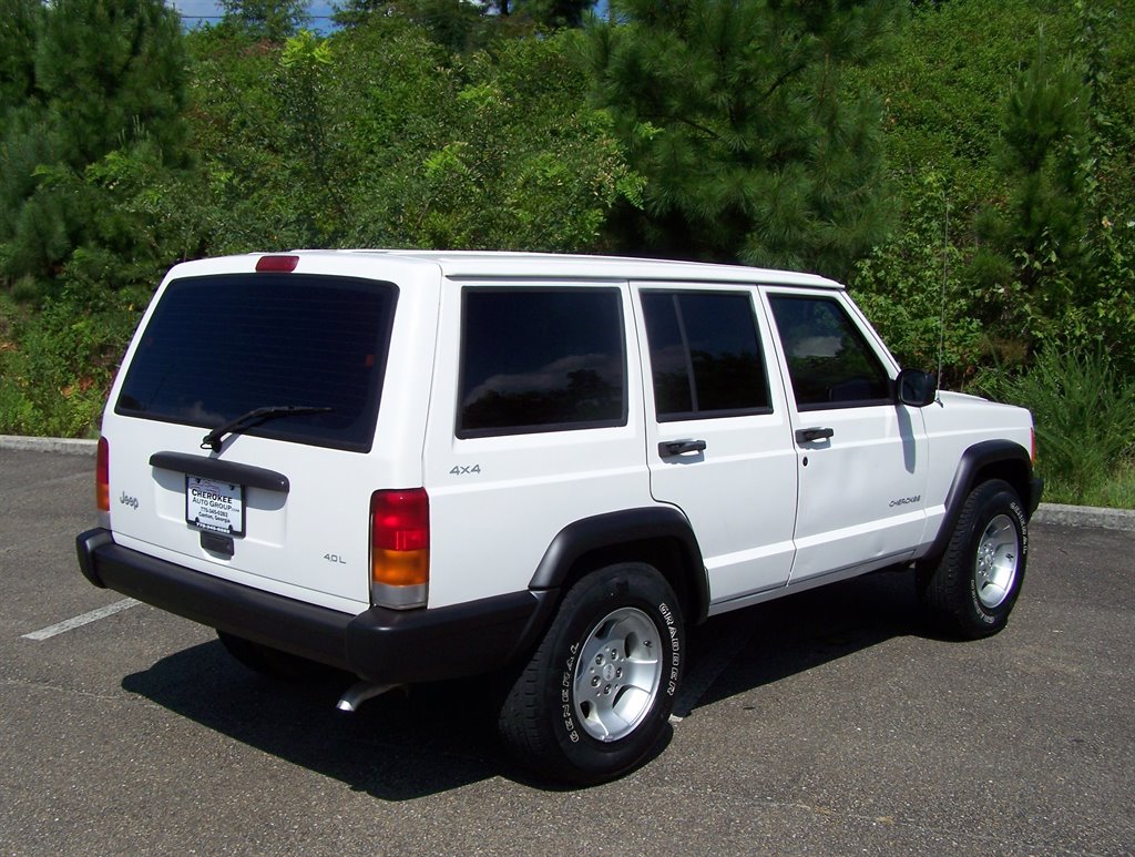 1999 Jeep Cherokee - $12,890