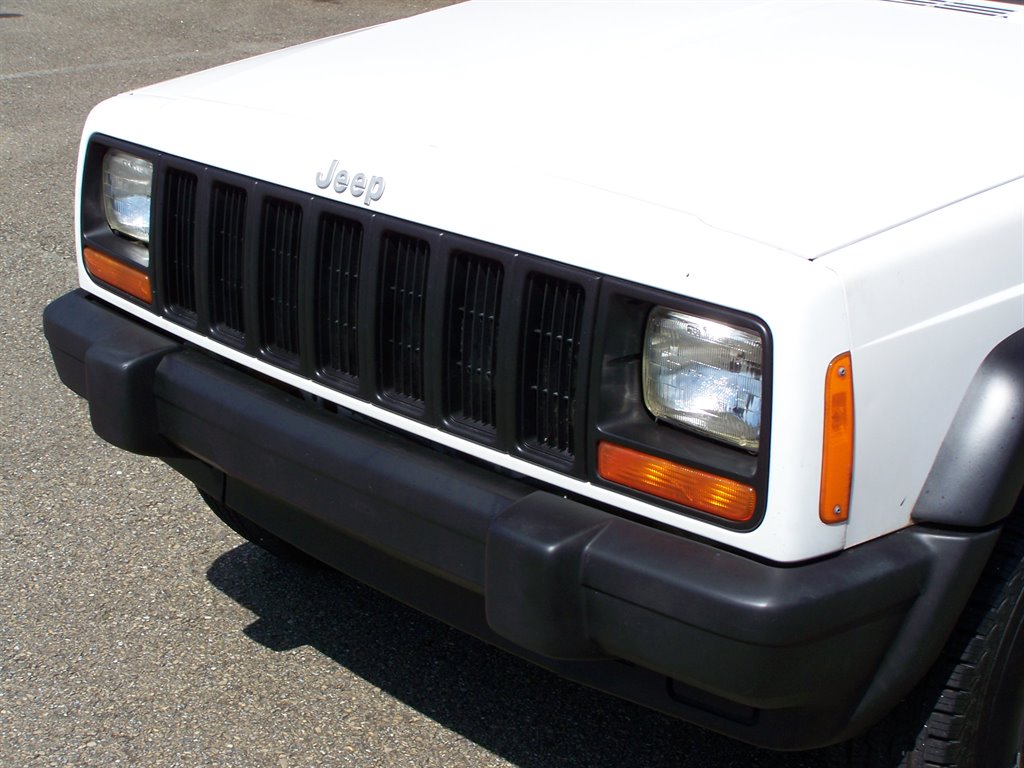 1999 Jeep Cherokee - $12,890