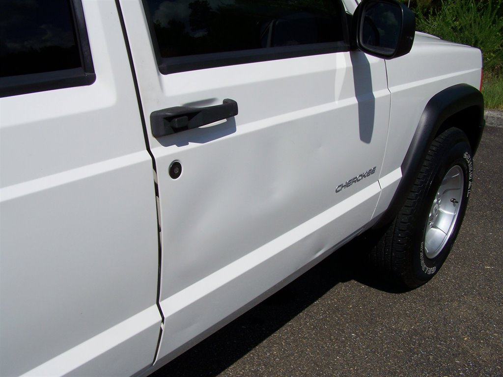 1999 Jeep Cherokee - $12,890