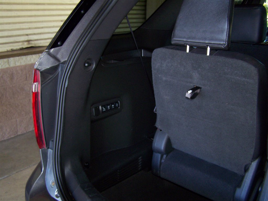 2013 Ford Explorer - $11,890