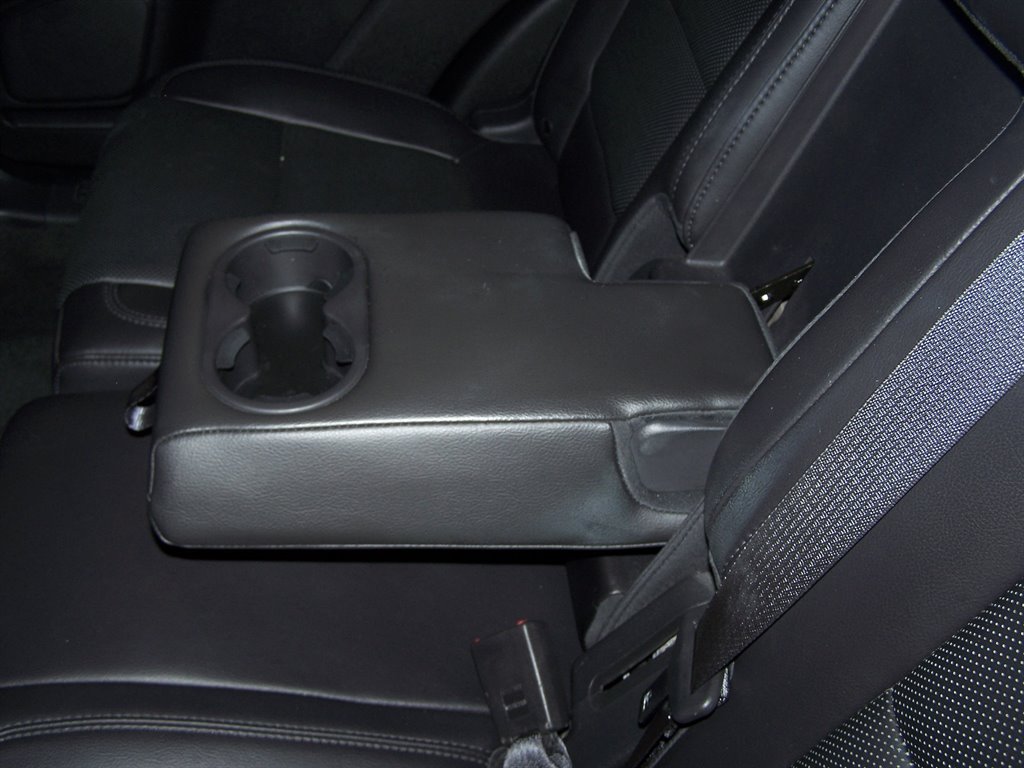 2013 Ford Explorer - $11,890
