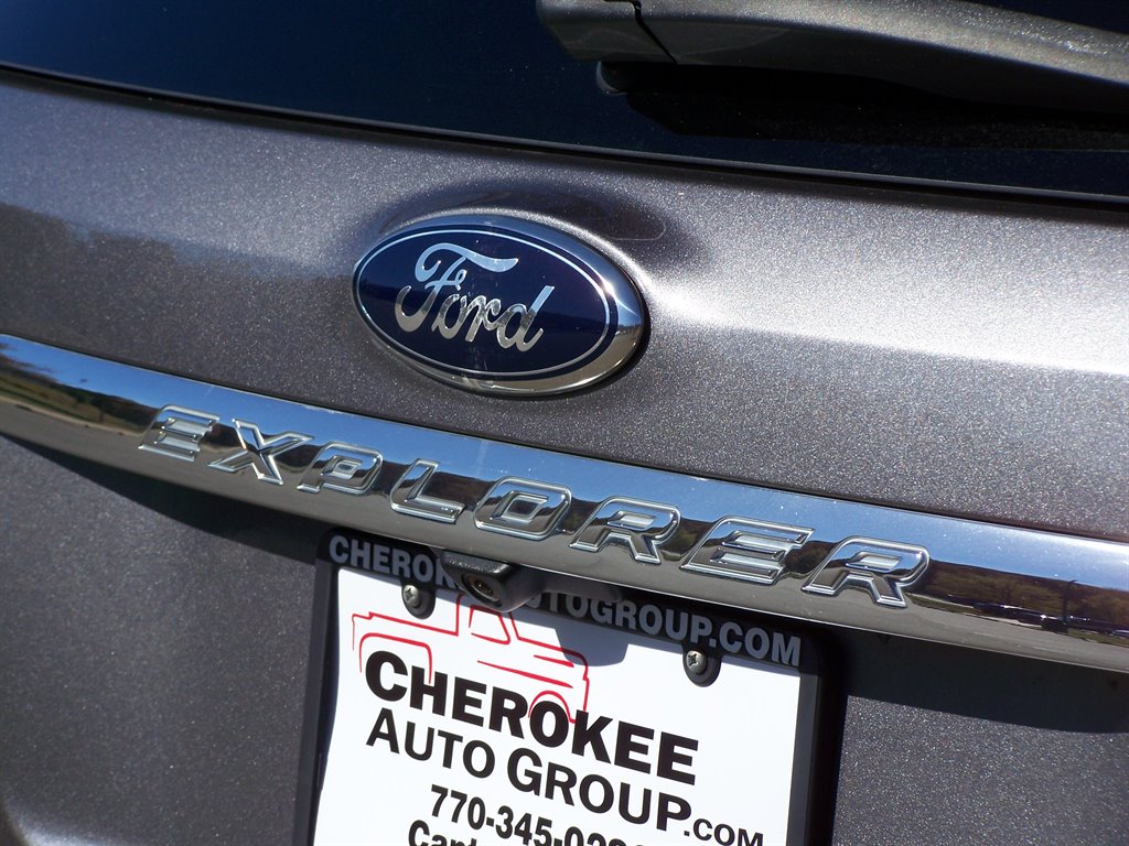 2013 Ford Explorer - $11,890