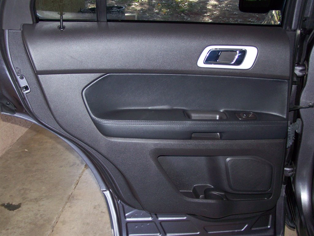 2013 Ford Explorer - $11,890