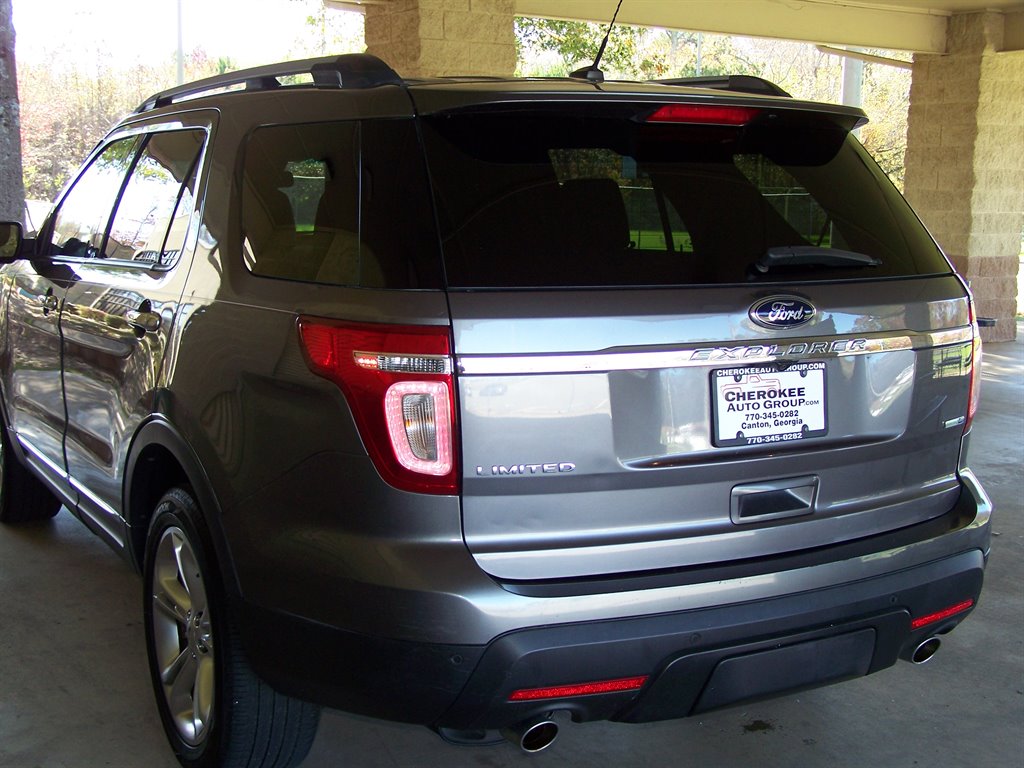 2013 Ford Explorer - $11,890