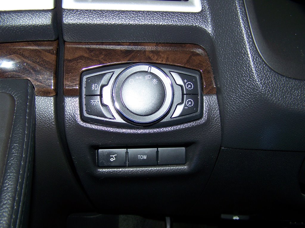 2013 Ford Explorer - $11,890