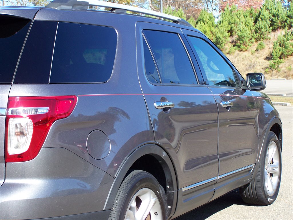 2013 Ford Explorer - $11,890