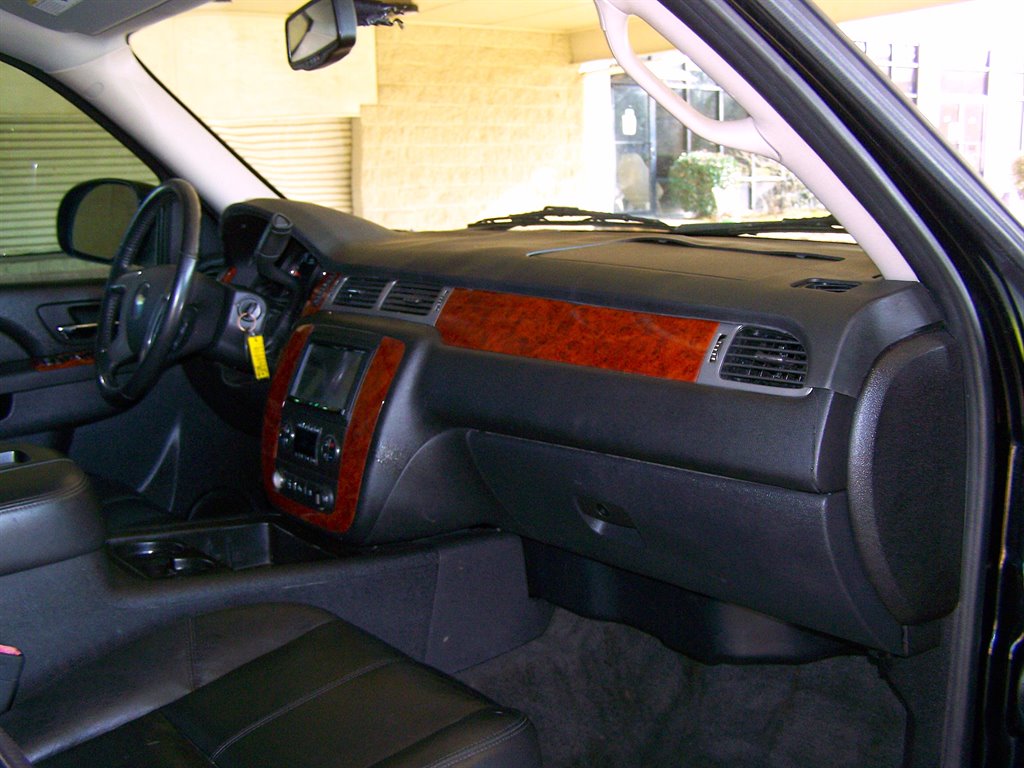 2011 Chevrolet Tahoe - $10,490
