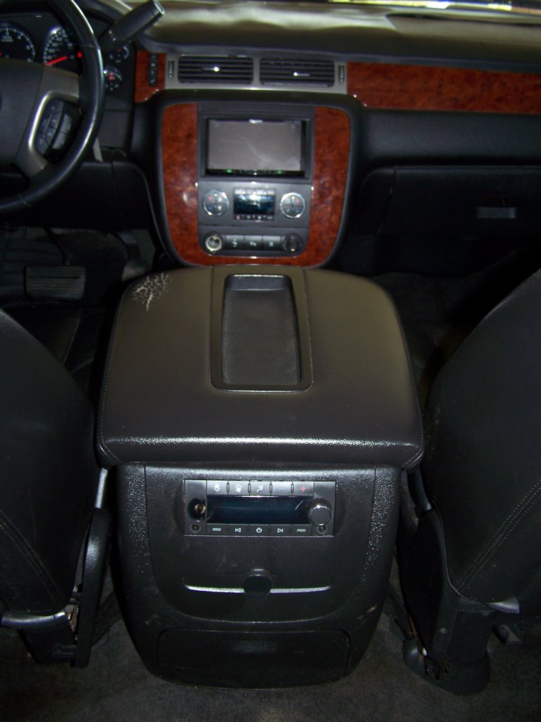 2011 Chevrolet Tahoe - $10,490