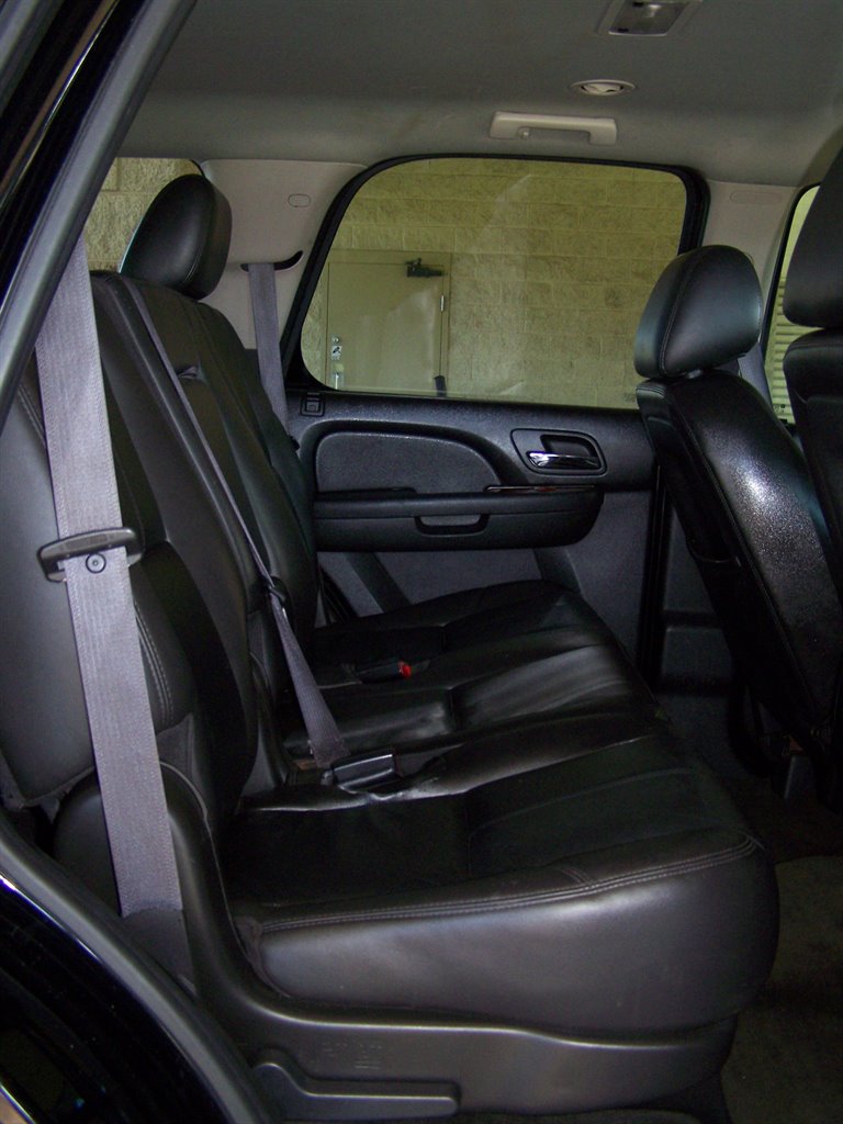 2011 Chevrolet Tahoe - $10,490