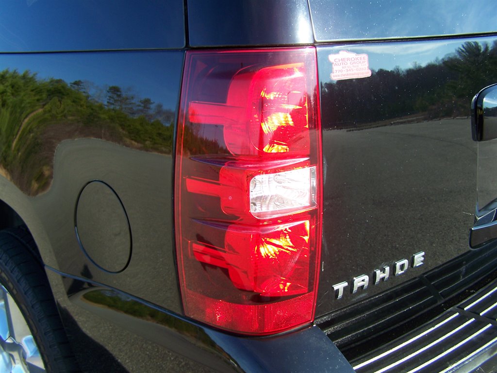 2011 Chevrolet Tahoe - $10,490