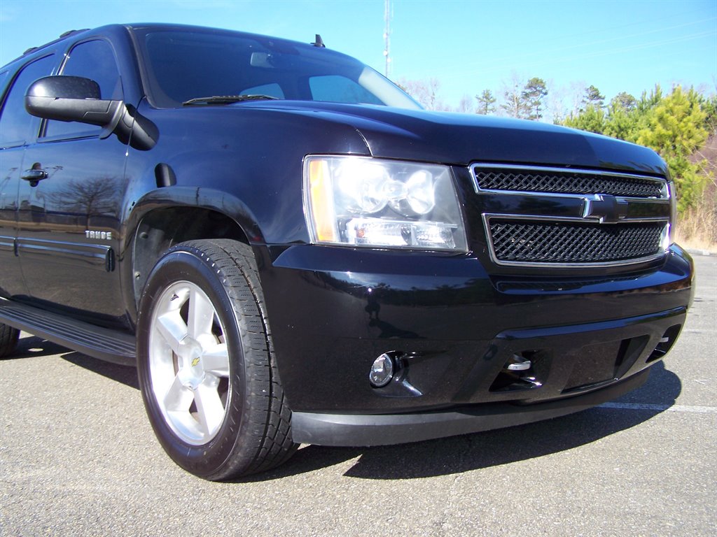 2011 Chevrolet Tahoe - $10,490