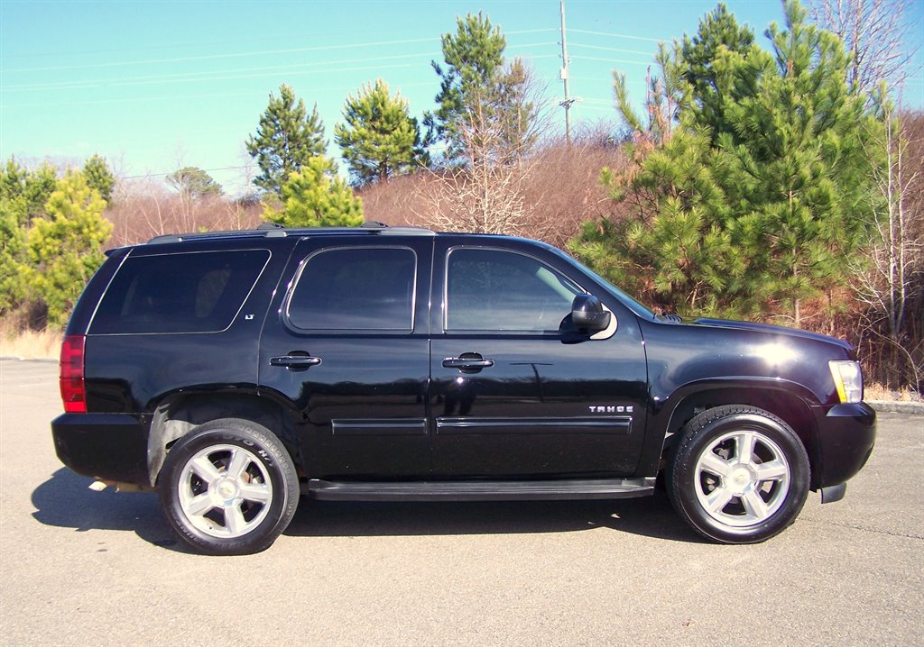 2011 Chevrolet Tahoe - $10,490