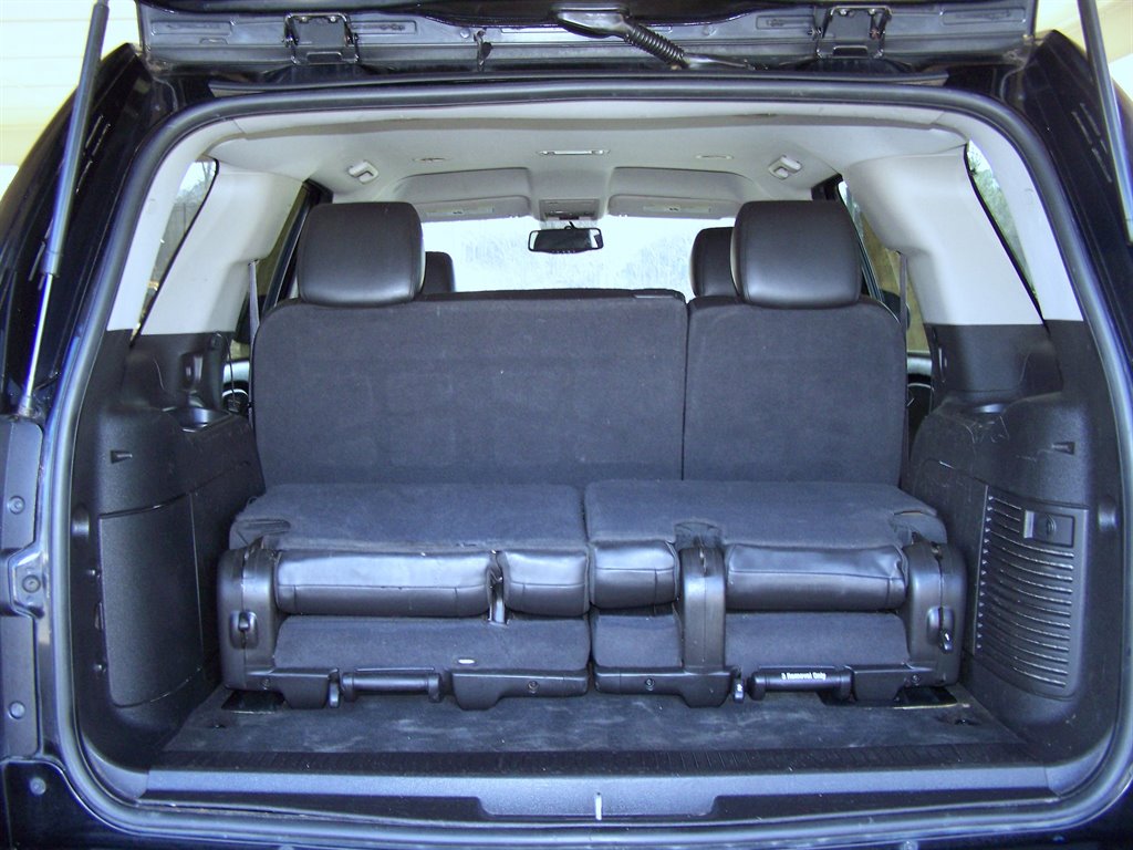 2011 Chevrolet Tahoe - $10,490